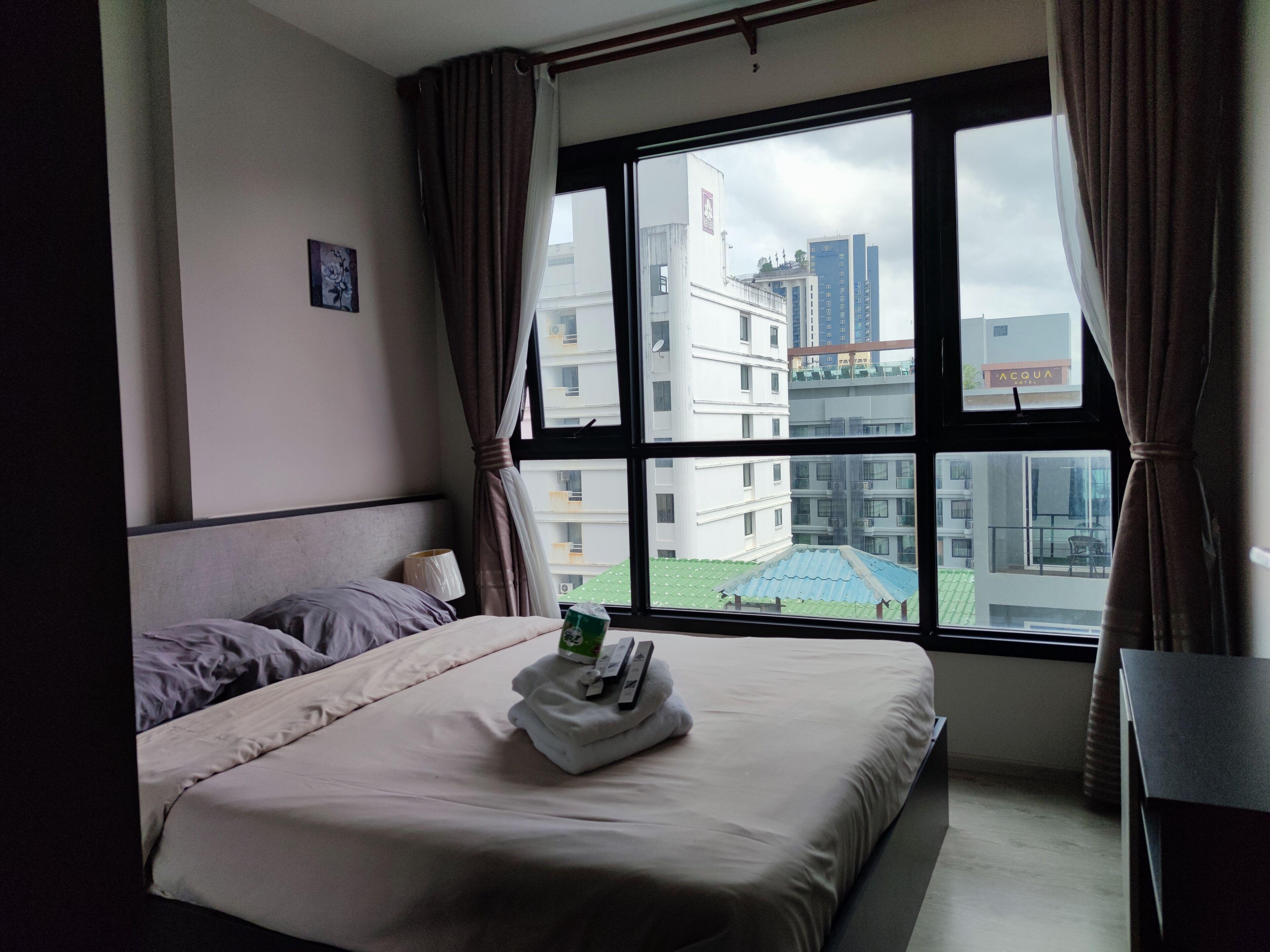 Many The Base Apartment *