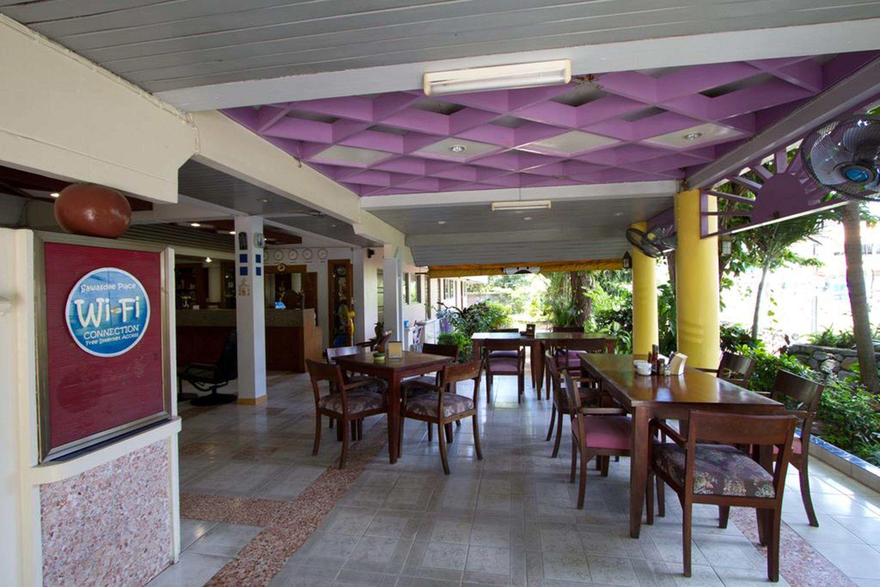 Sawasdee Place Hotel