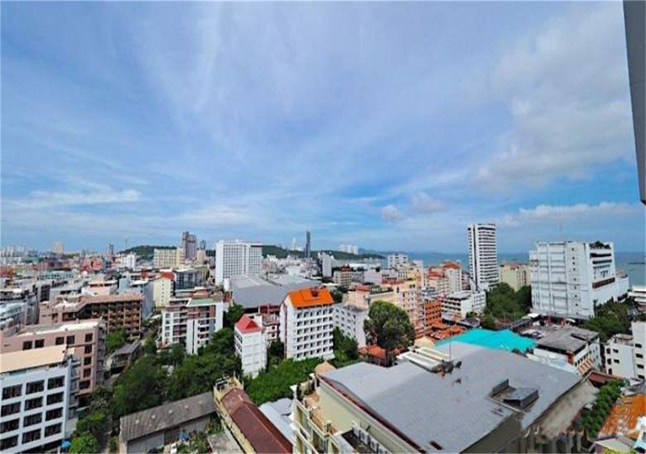 Aparthotel The​ Base​ ​pattaya​ By Ammy Pattaya