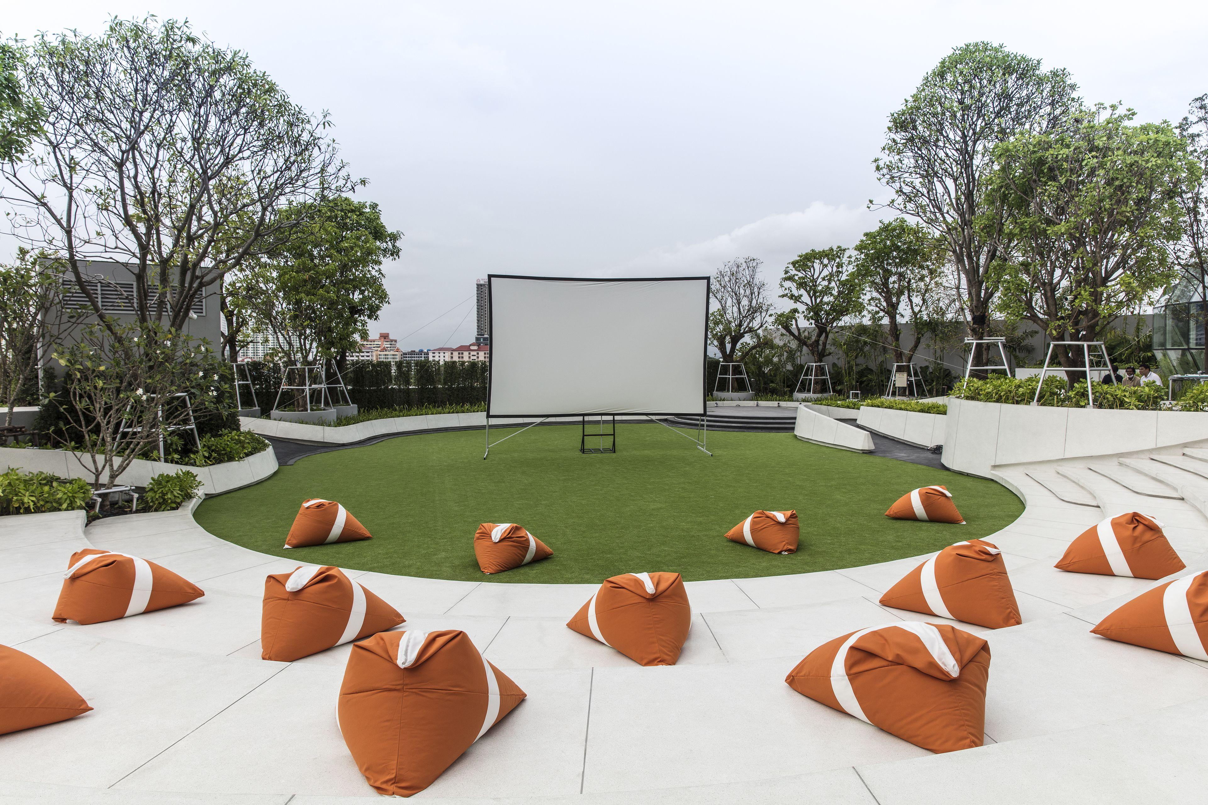 Grande Centre Point Hotel 5*