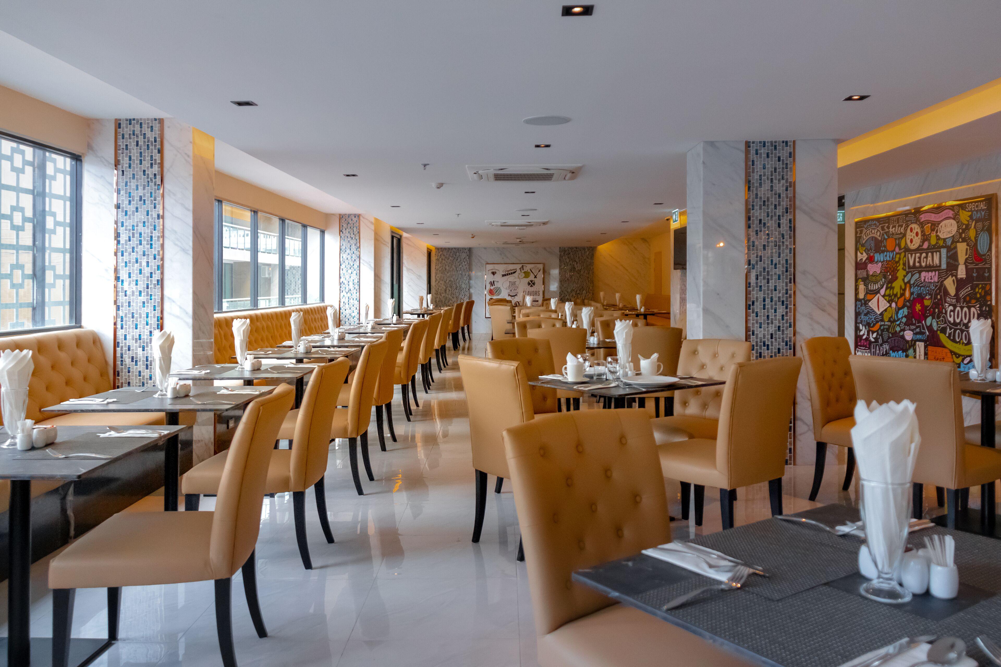 Glow โรงแรม