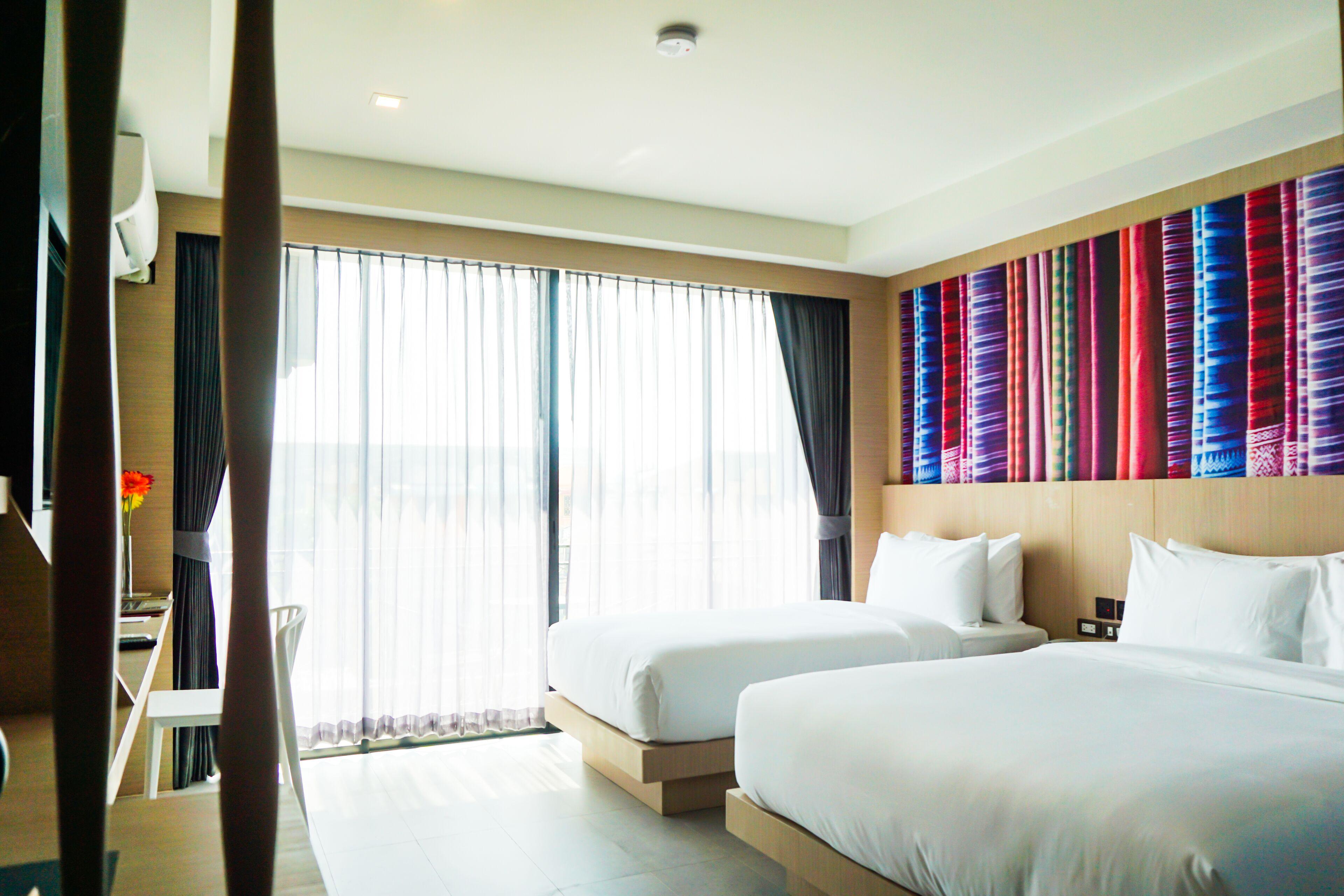 Glow โรงแรม