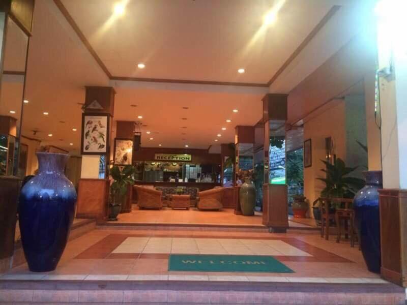 Shagwell Mansions Hotel