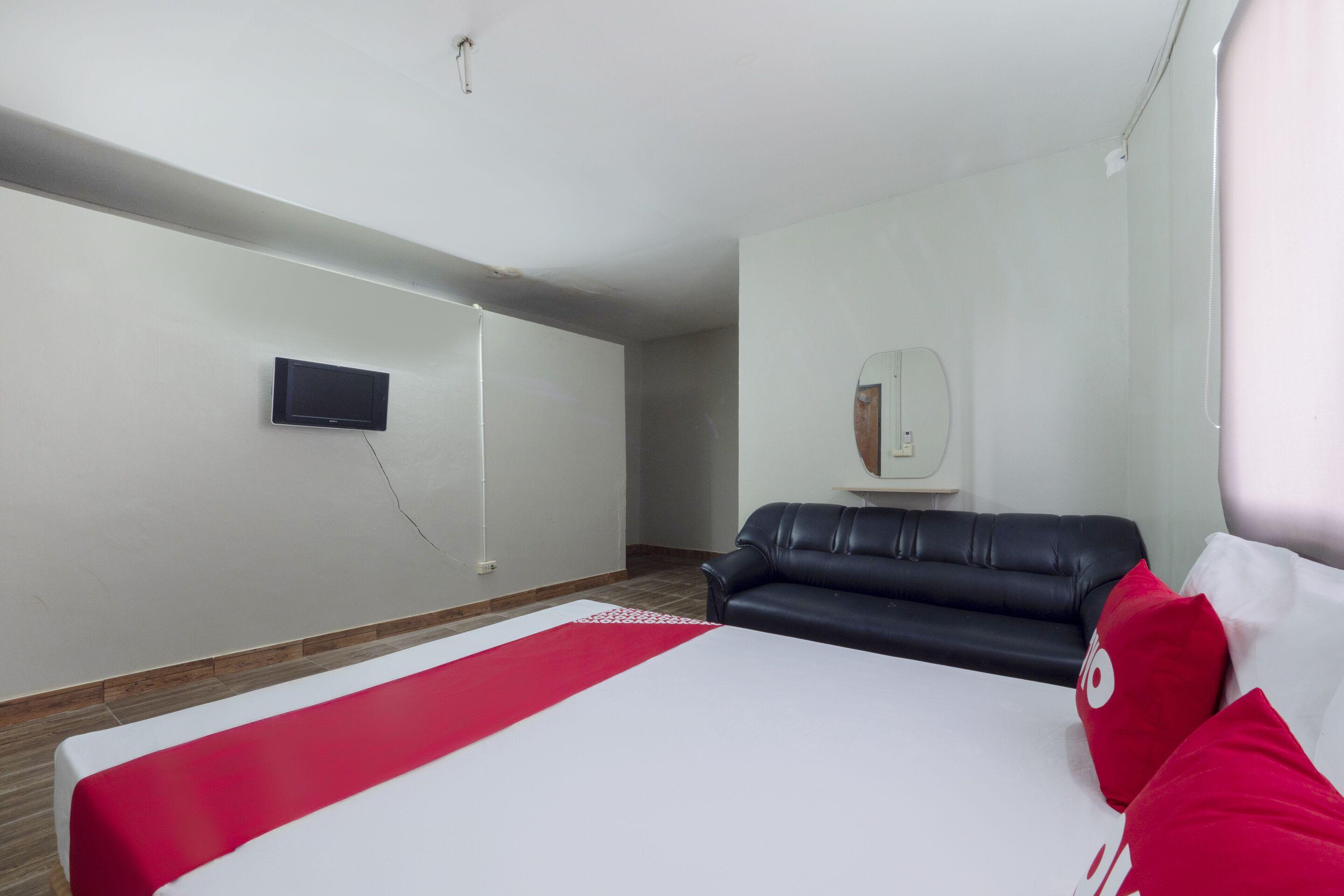 Oyo 1066 Encore Sea Side Pattaya