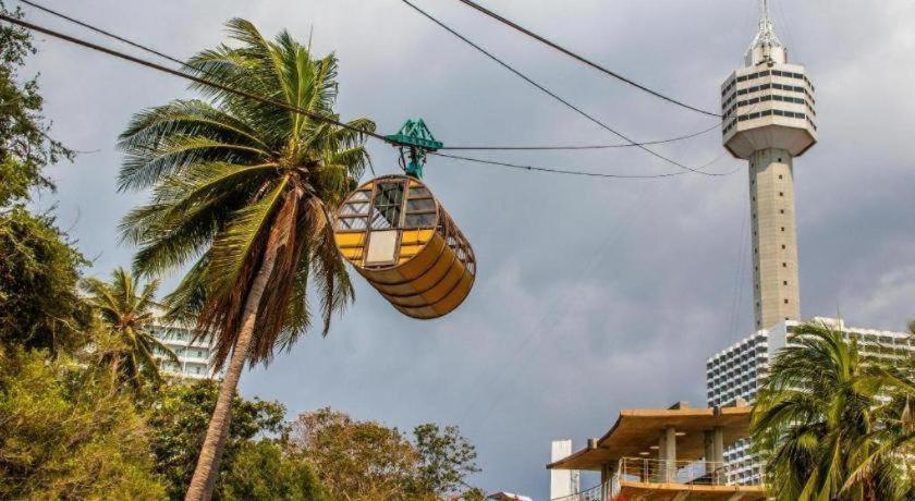 Lotusland Resort Pattaya