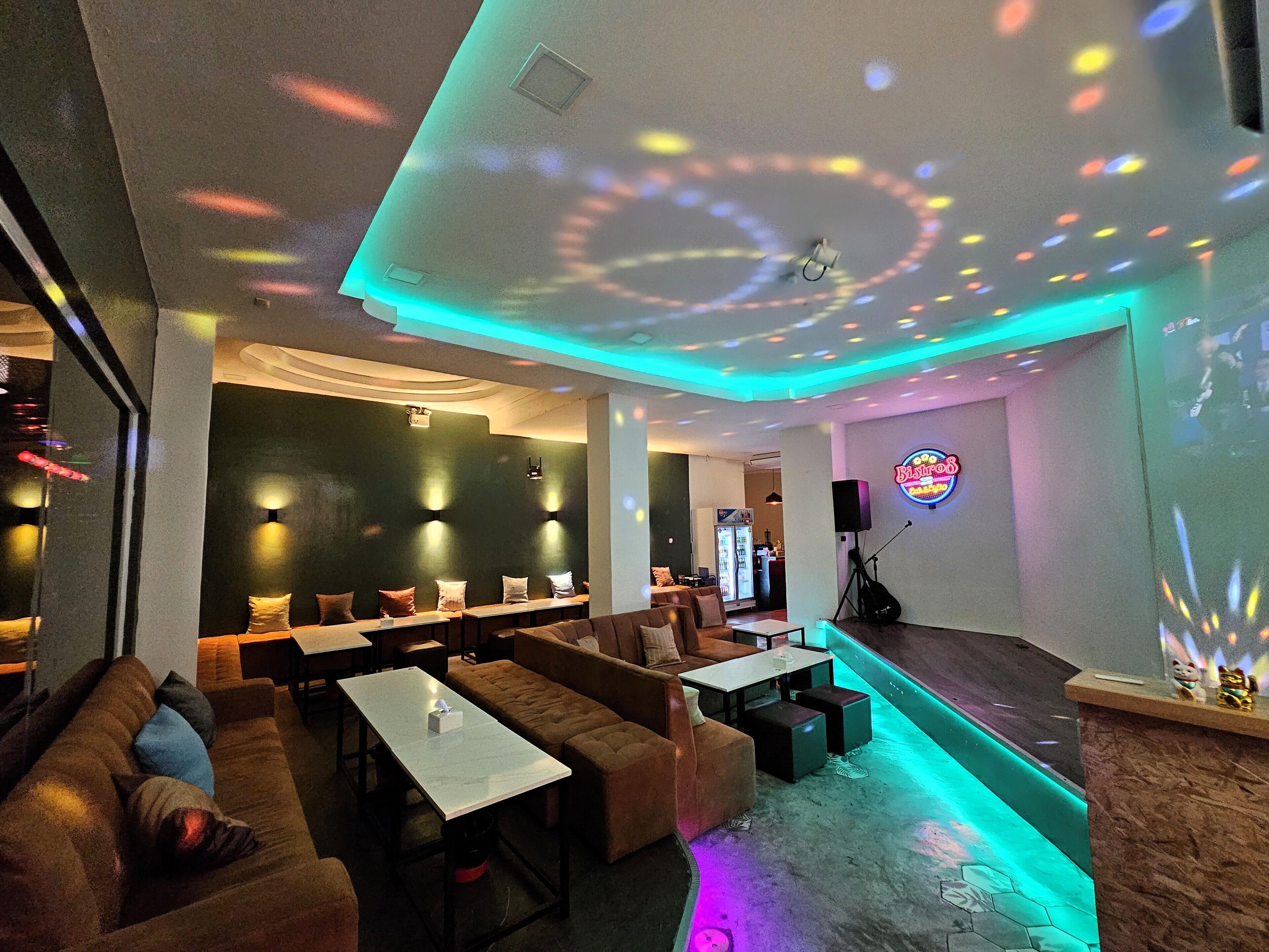 The Base โรงแรม Pattaya