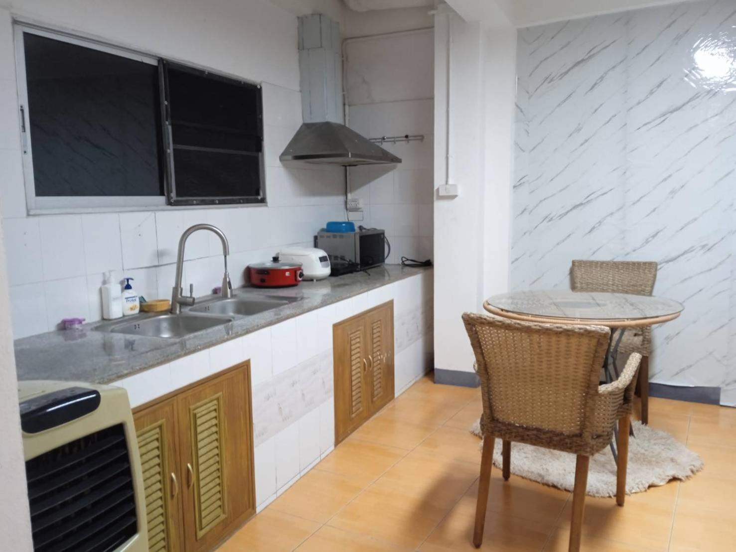 Priory Hillside Hotel 2*