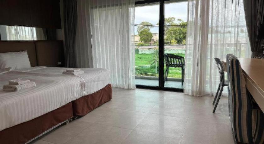 Golden Dragon Pattaya 3*