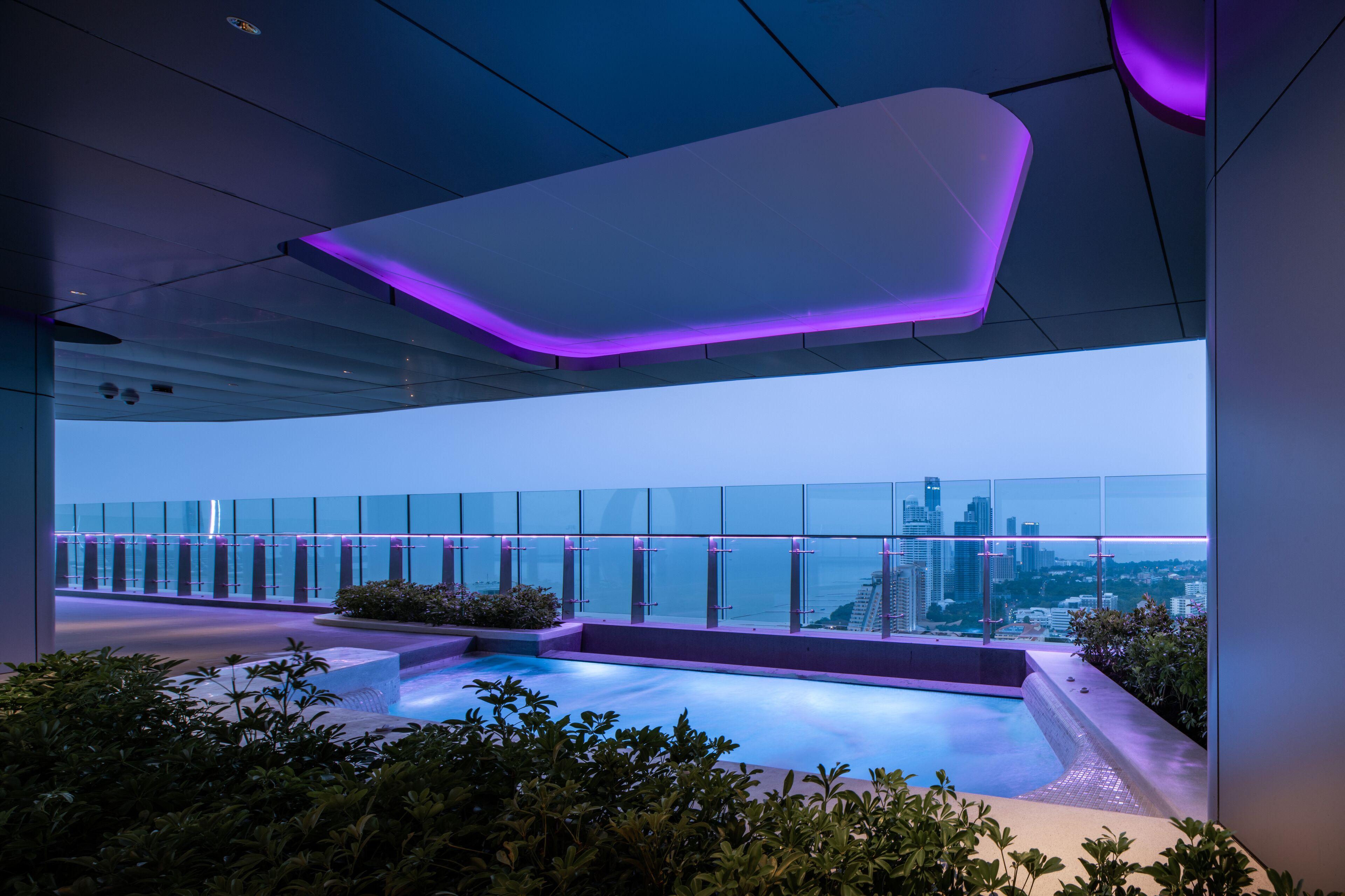 Grande Centre Point Space Hotel 5*