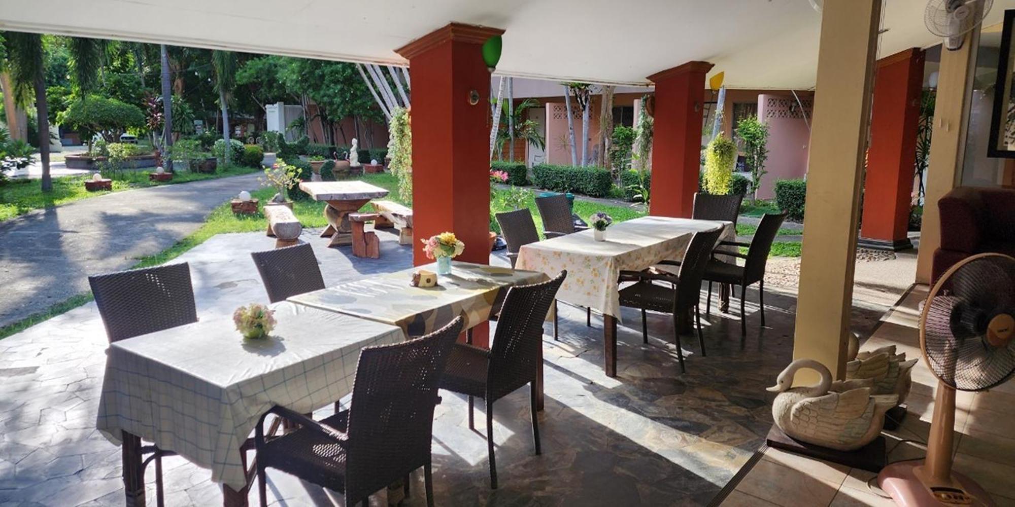 Hotel Safari Riviera 3*