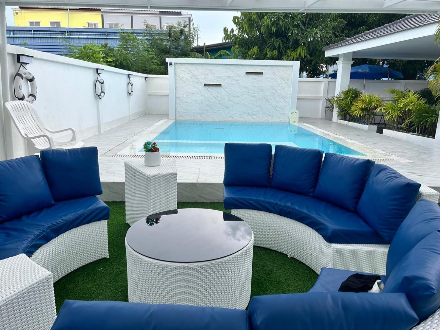 Villa Luxury Near Center Pattaya