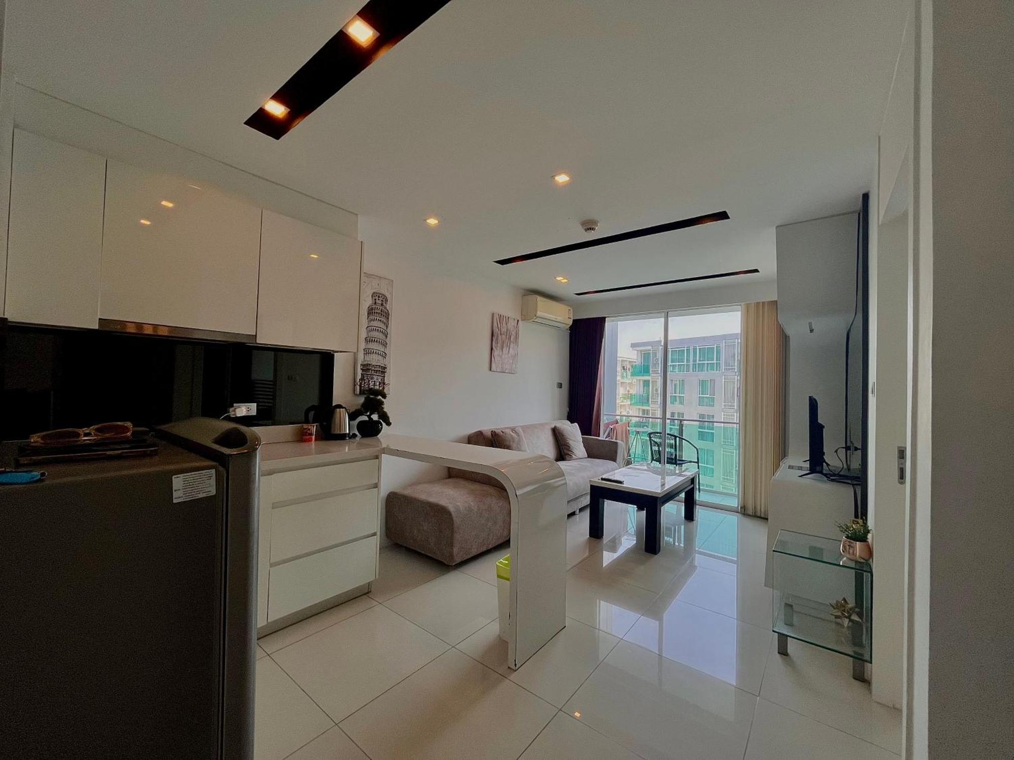 Ccr Apartment Pattaya