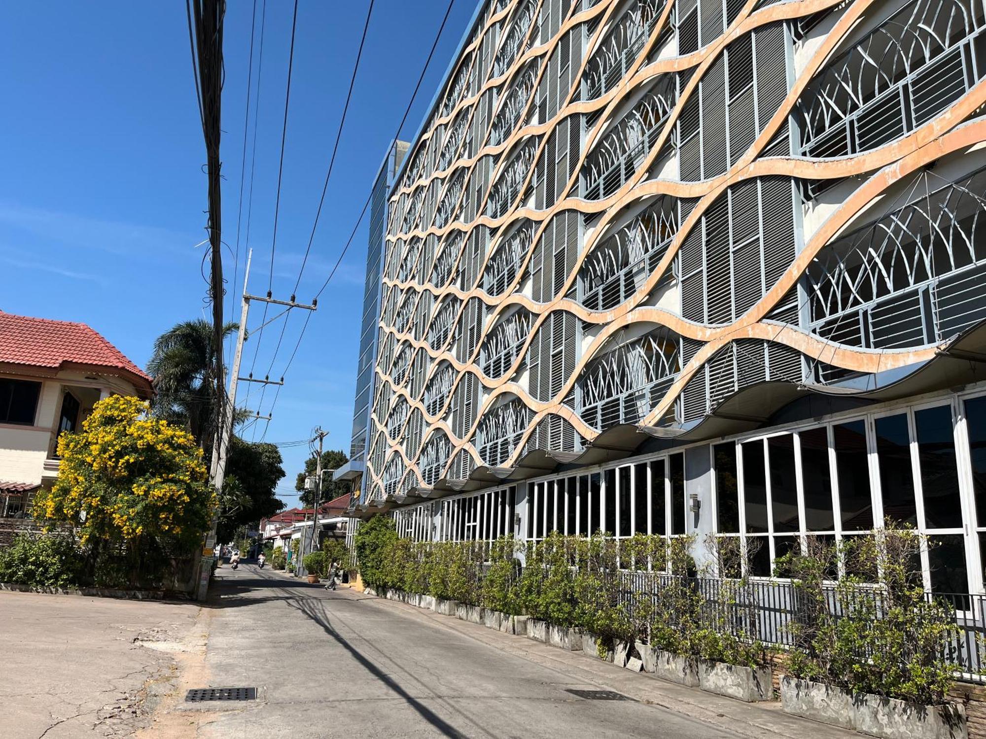 Curve Boutique * Pattaya