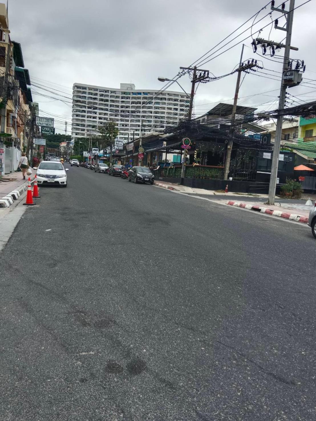 Apartment Natthakan N&k Management *