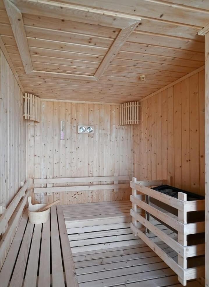 Edge #994 Apartment *