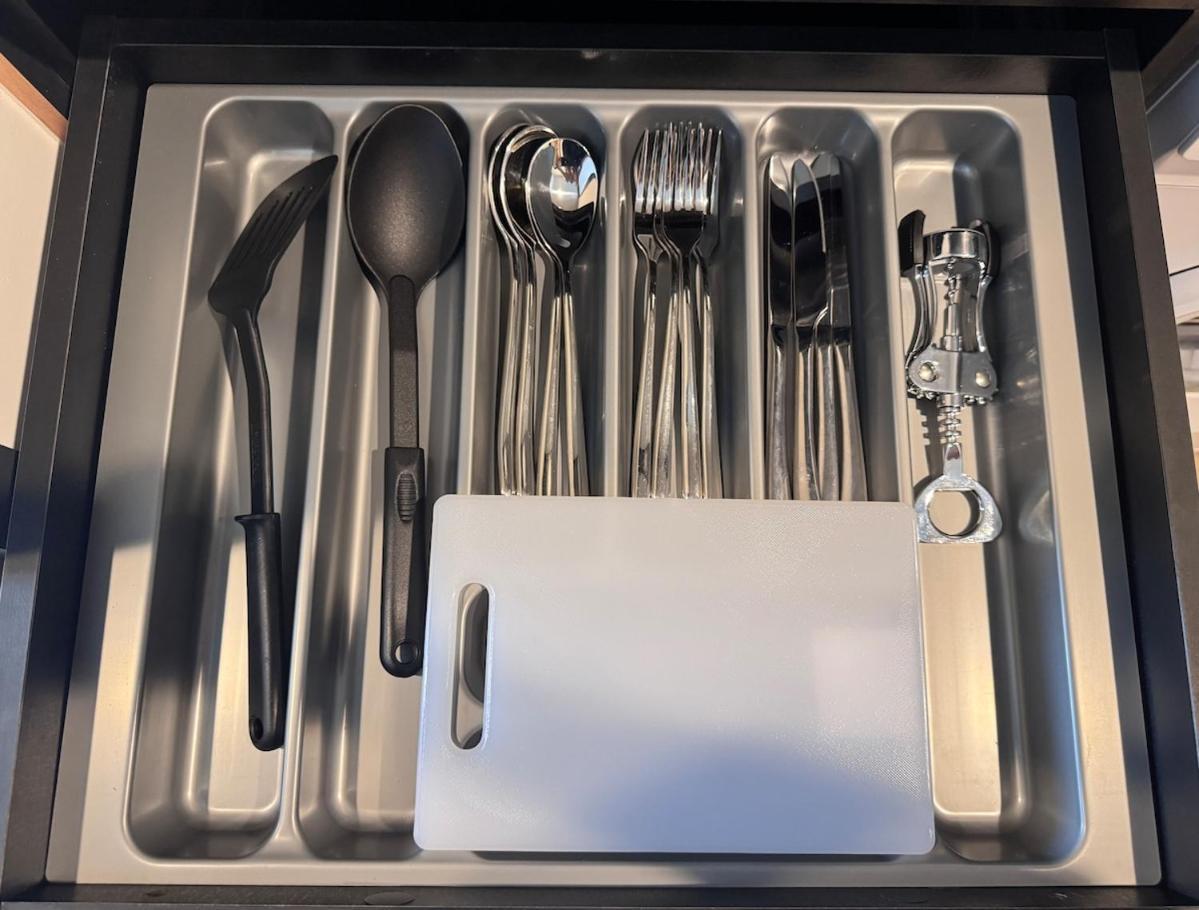 Apartment Edge #994 *