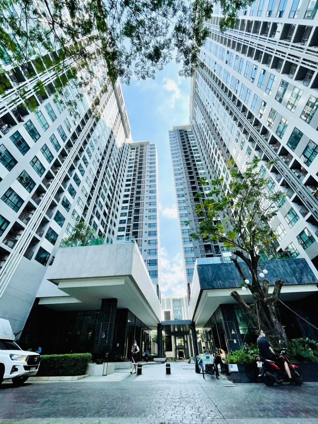 The Base 851 By Numam * Pattaya