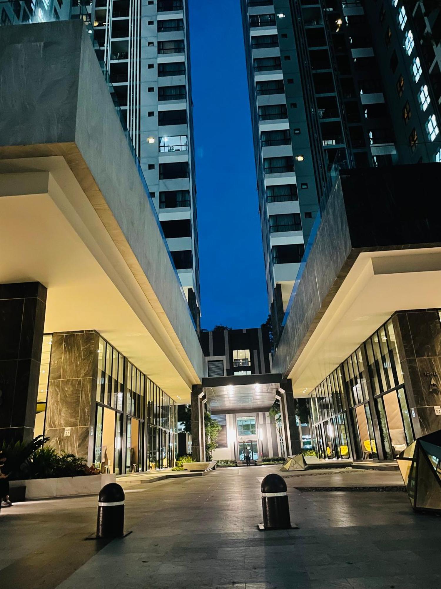 The Base 2 Bedroom 1 Bathroom Pattaya