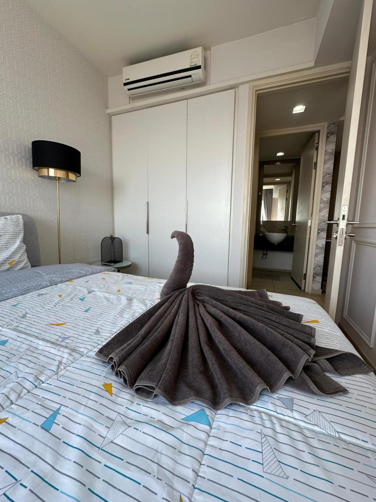 Unixx Seaview Apartment *