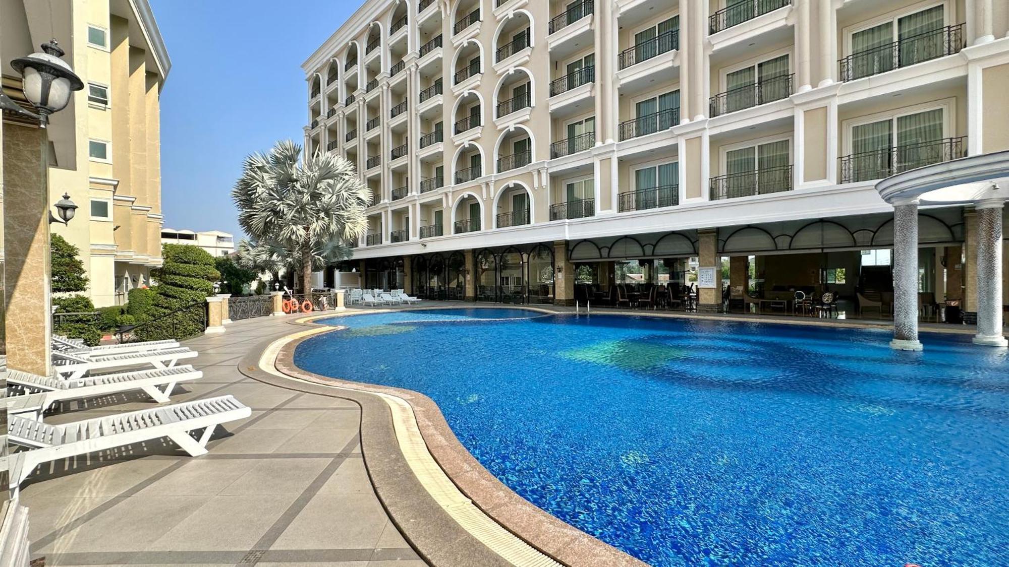 โรงแรม Lklk 3*