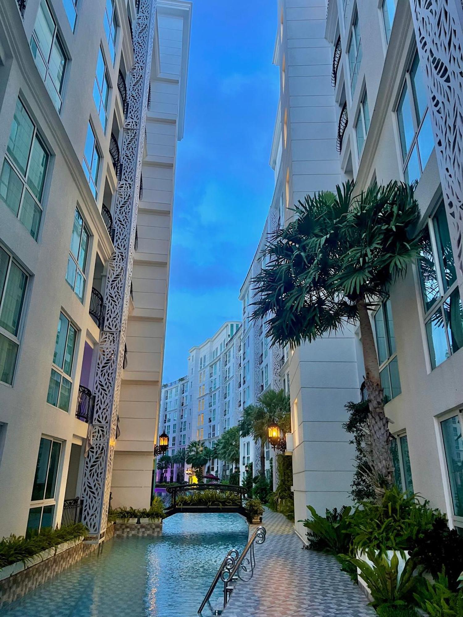 Apartment Garden Olympus Balcony Near Walking Street Pattaya