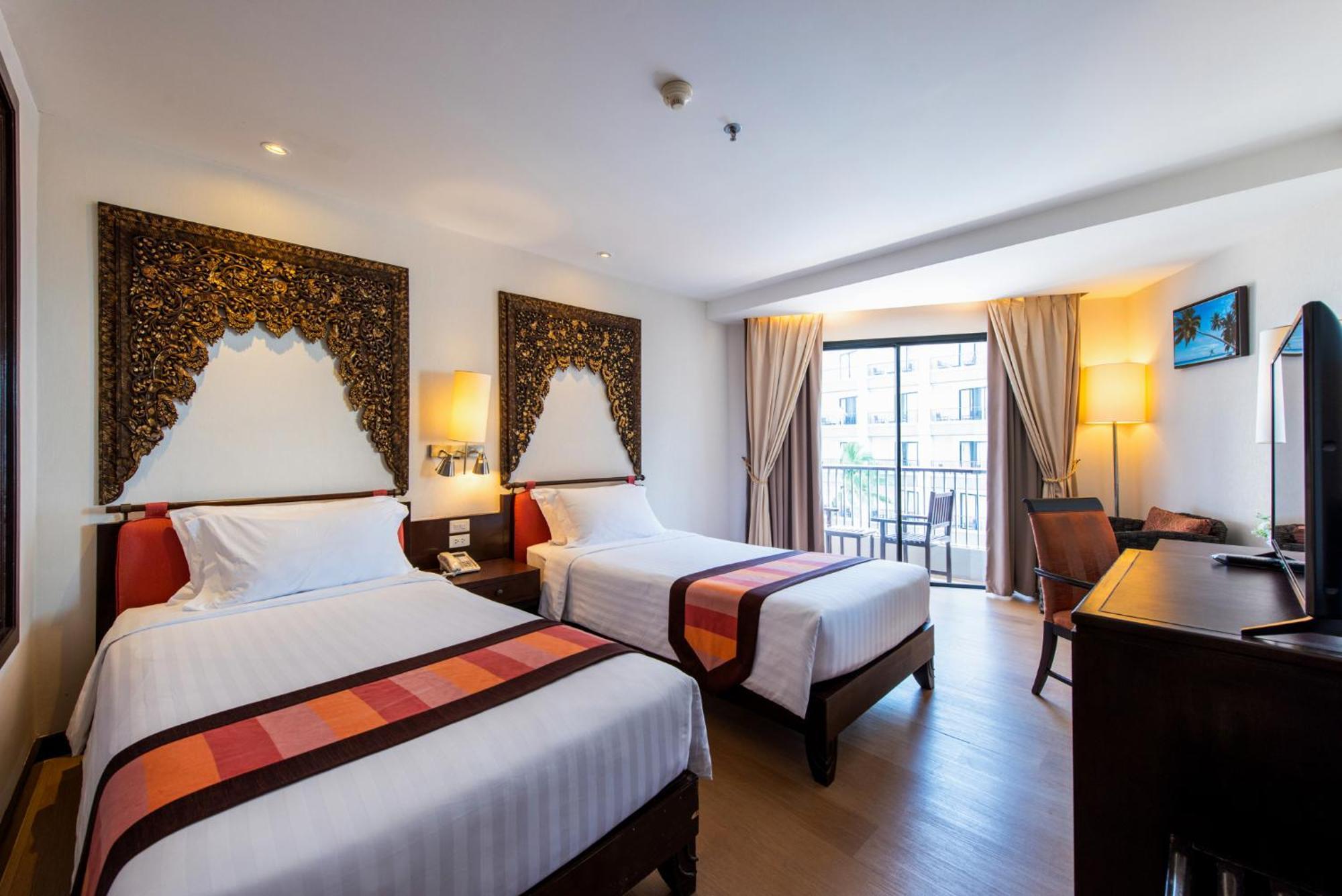 Resort Garden Cliff And