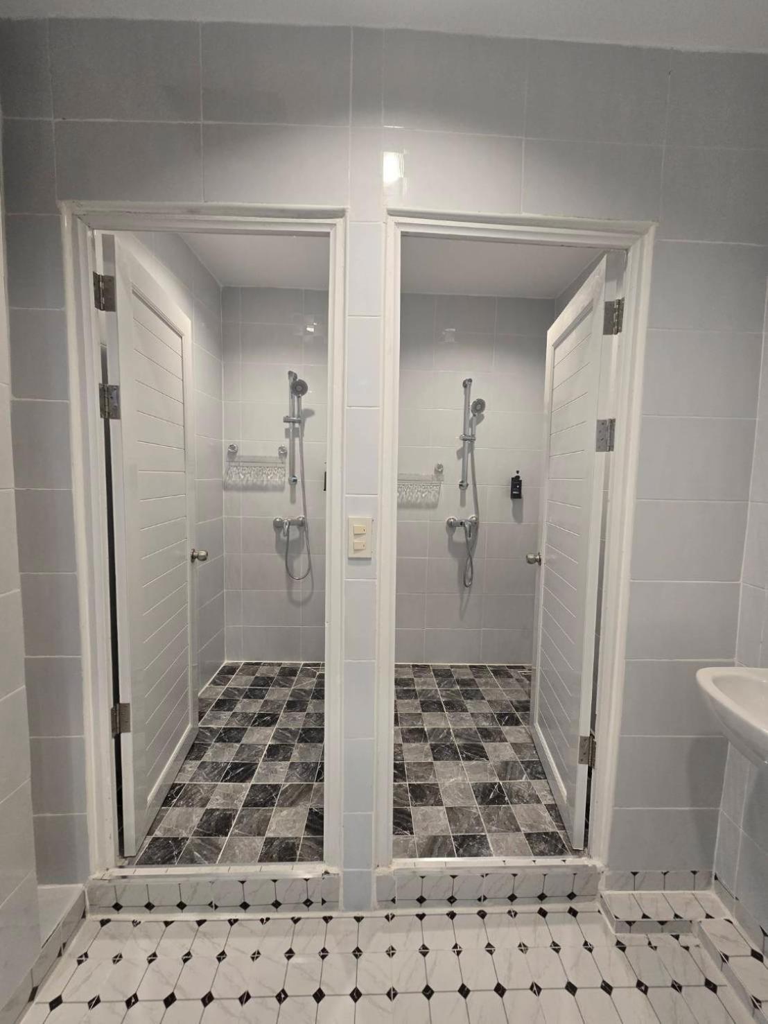 Hotel Bella Express 3*