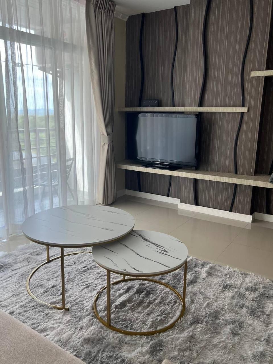 The Ocean Pearl Apartment *