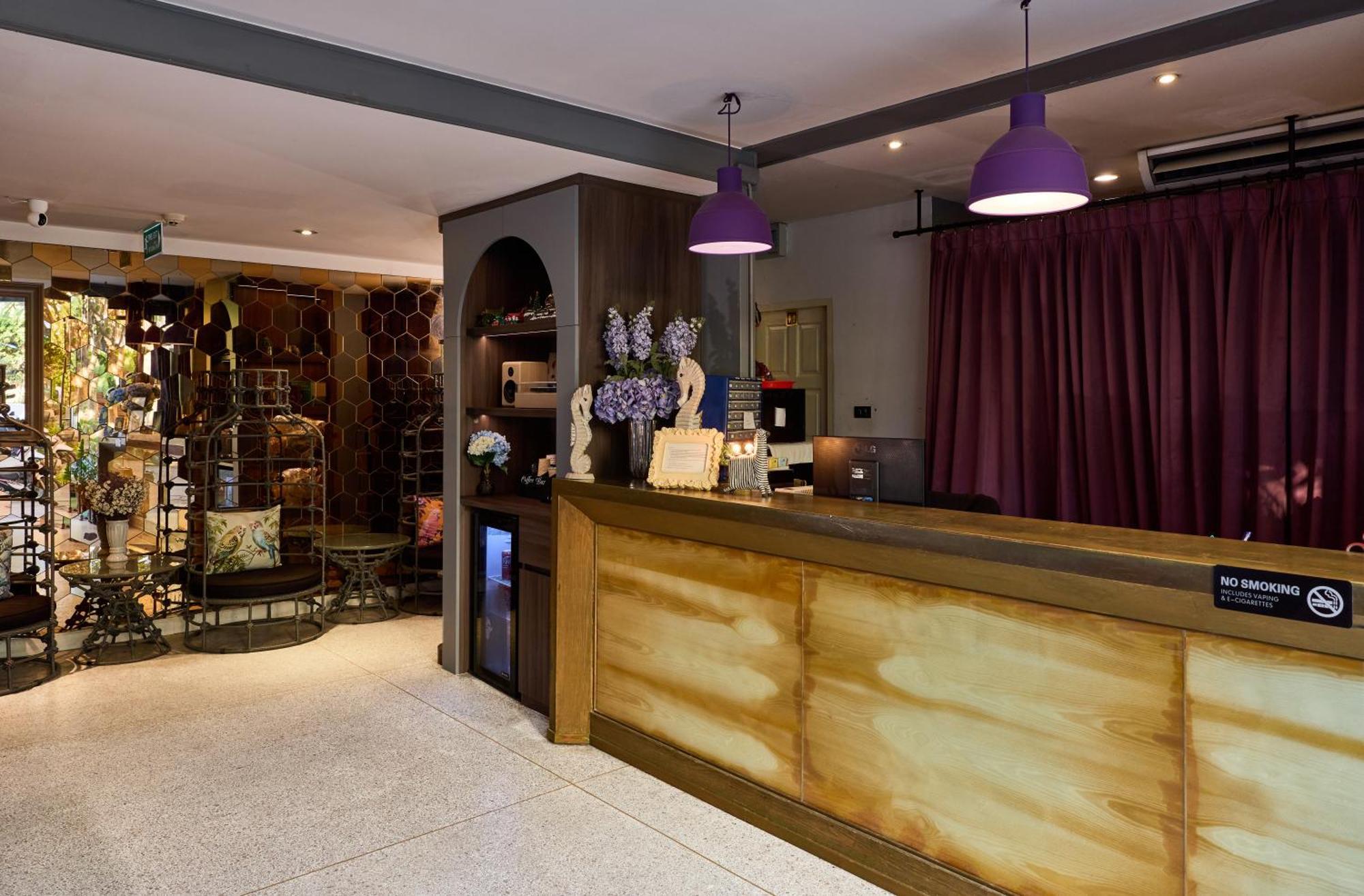 Hotel The Weekend 3*