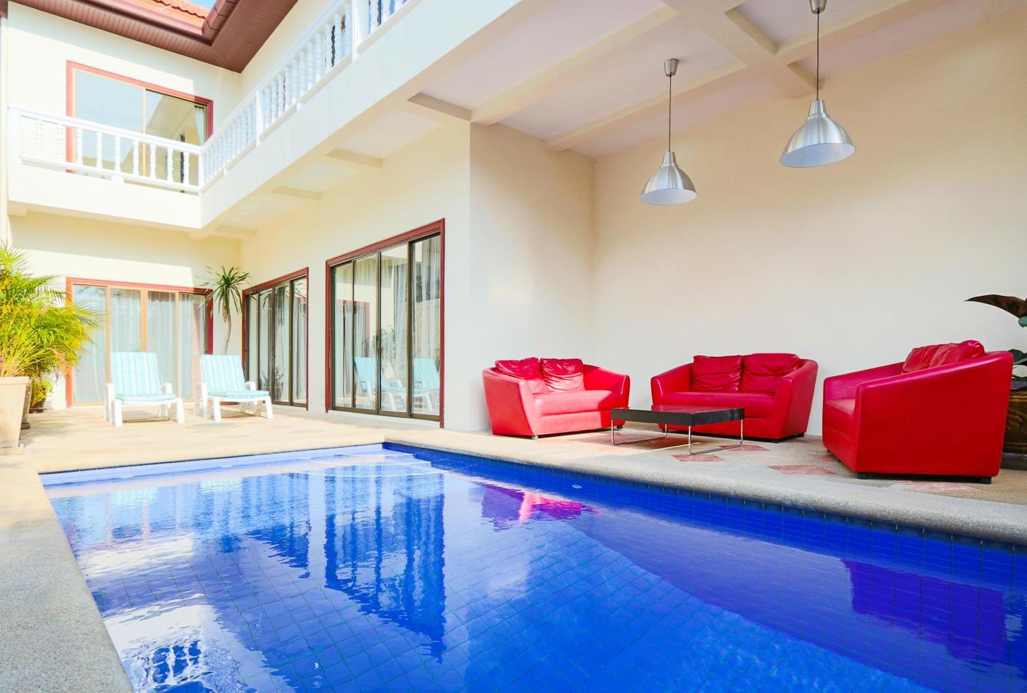 Avoca Pool * Pattaya