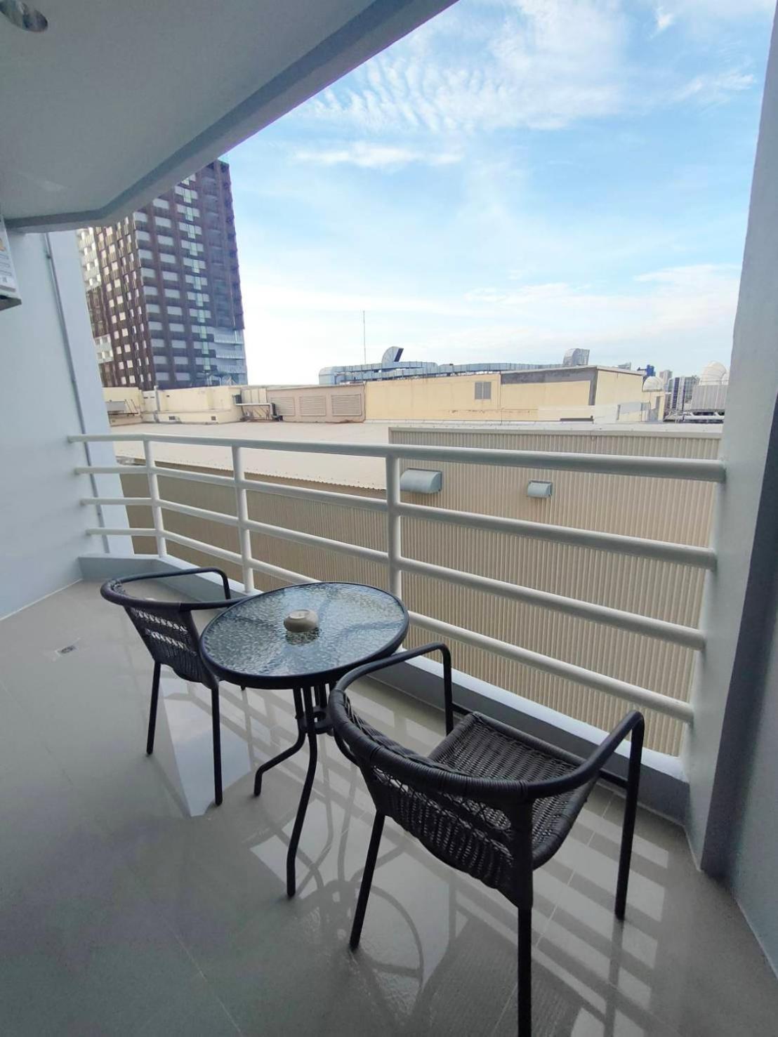 View Talay6 By Blue Ocean Apartment Pattaya