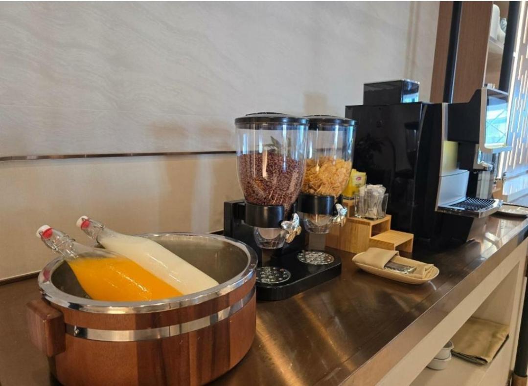 House Hotel Walking Street Pattaya 3*