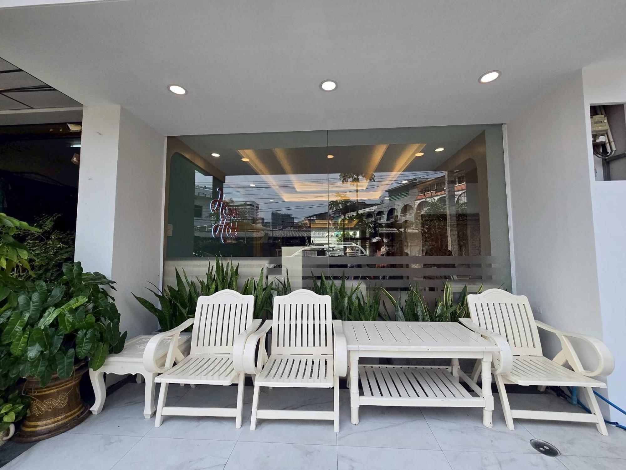 House Hotel Walking Street Pattaya Guest house 3*