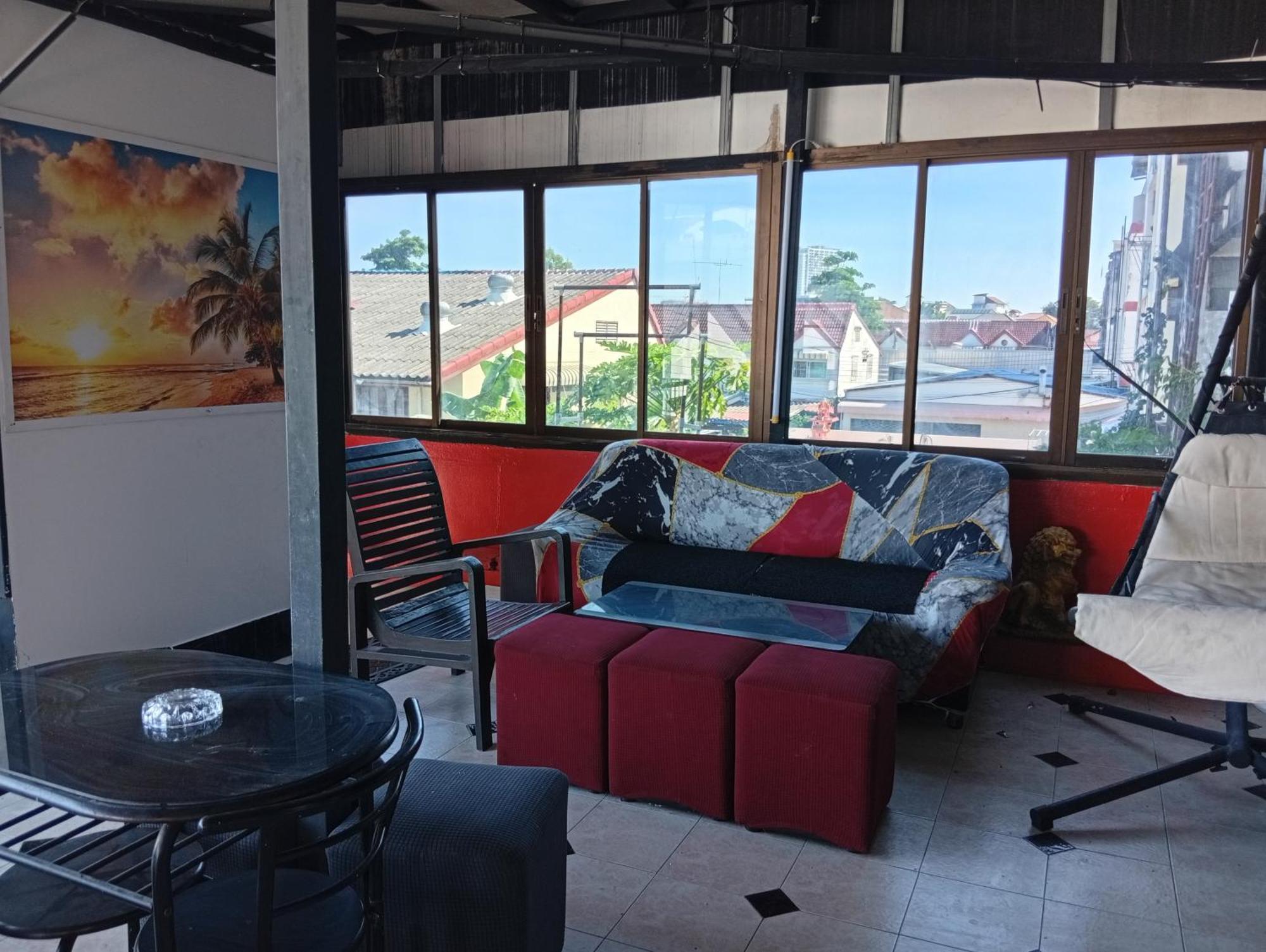 Ben & Lek Guest house 3*