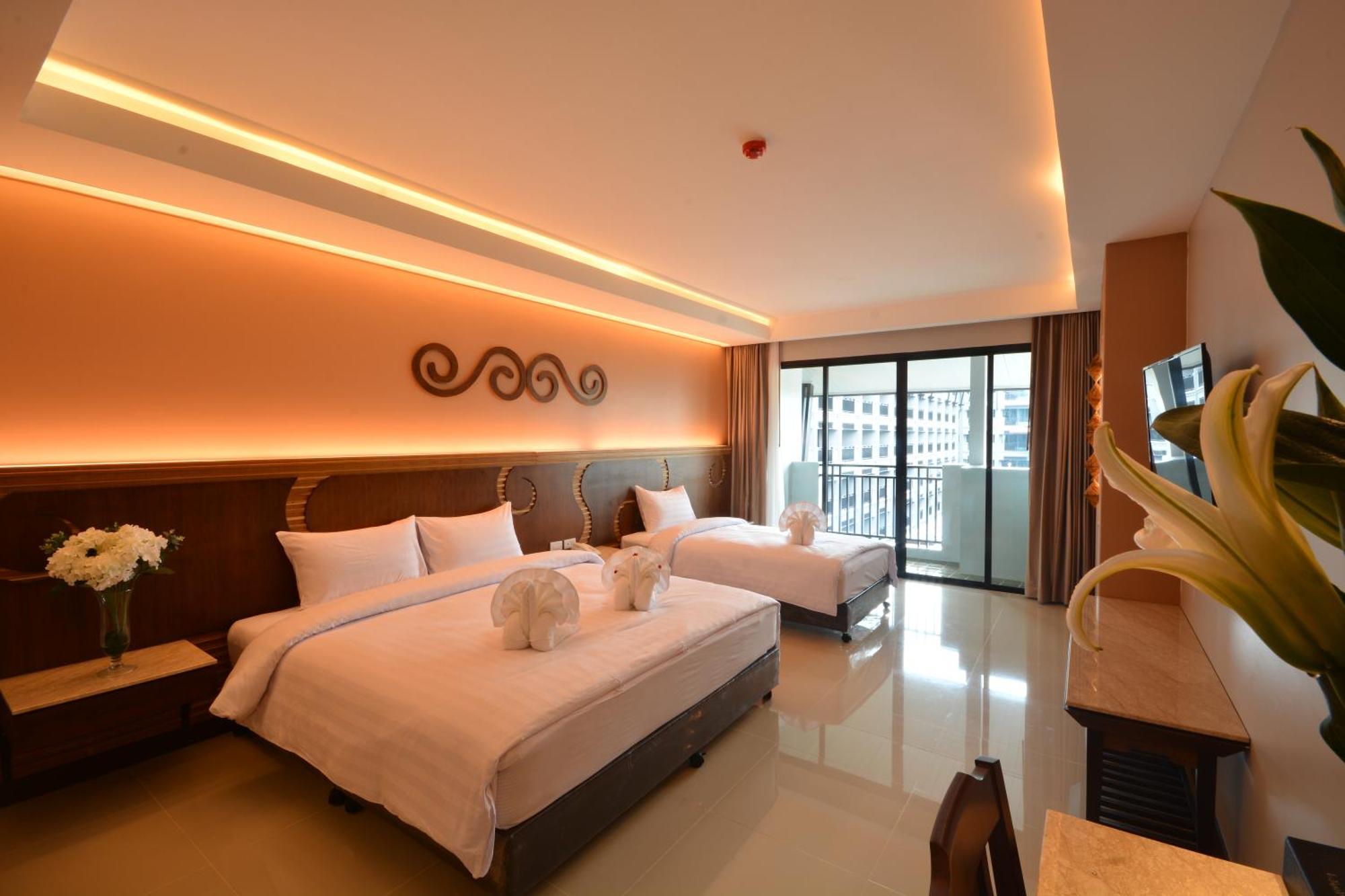 Le Bali & Hotel Pattaya