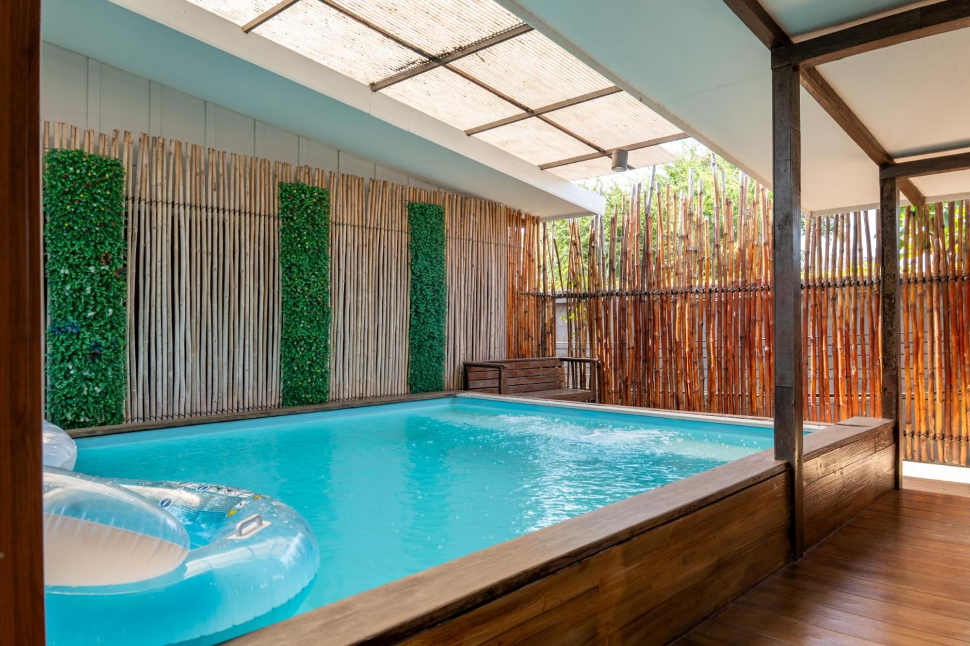 Resort Ip Pool 3*
