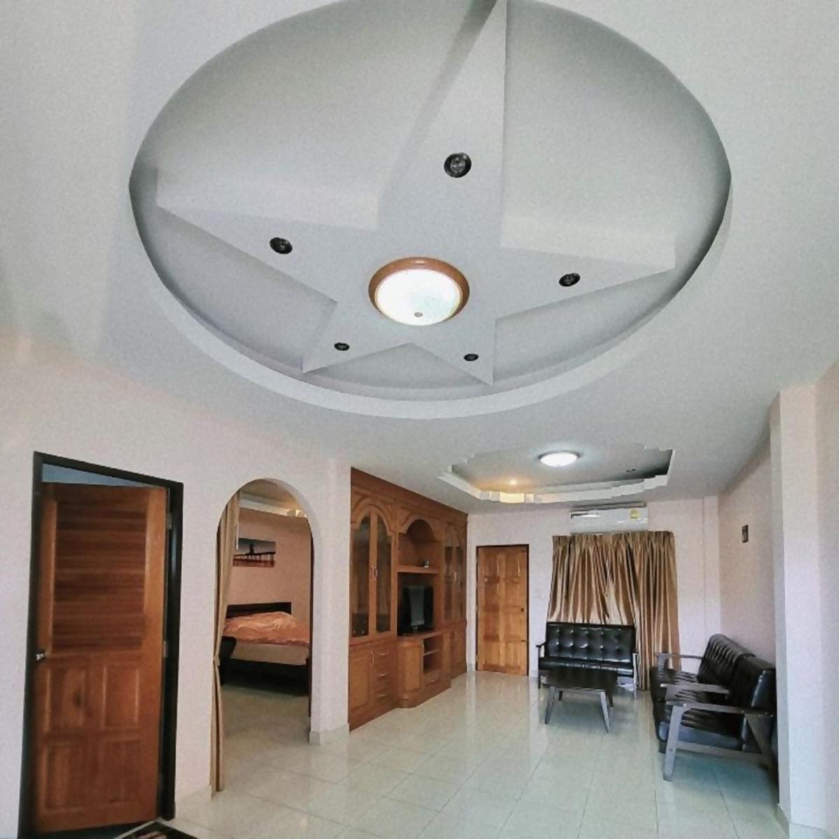 Marin House Homestay *