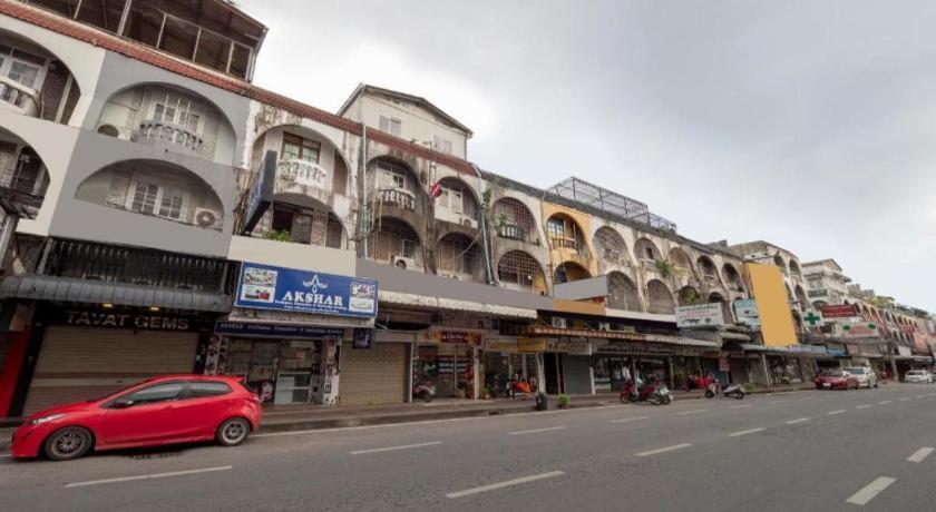 Oyo 1066 Encore Sea Side