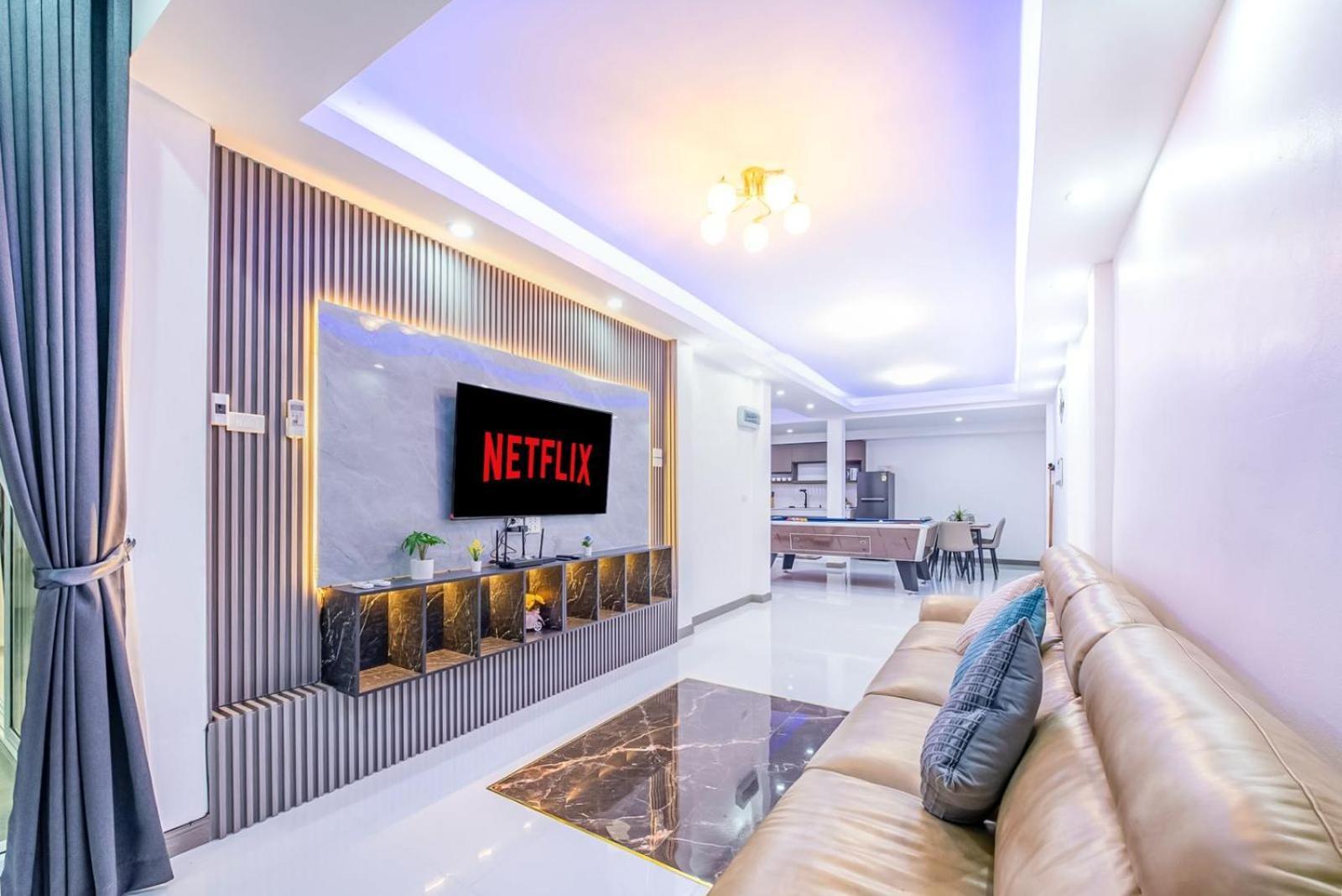 3 Bedroom Pool Royal Park Village *