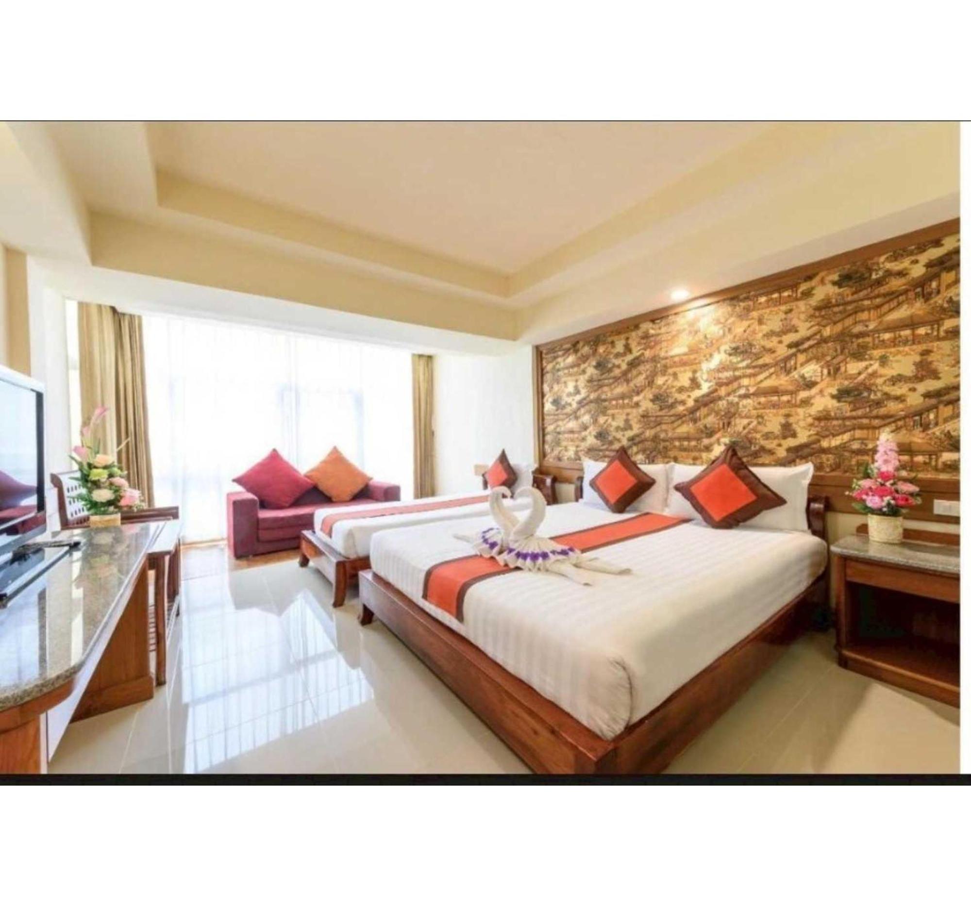 Palette Walking Street Pattaya