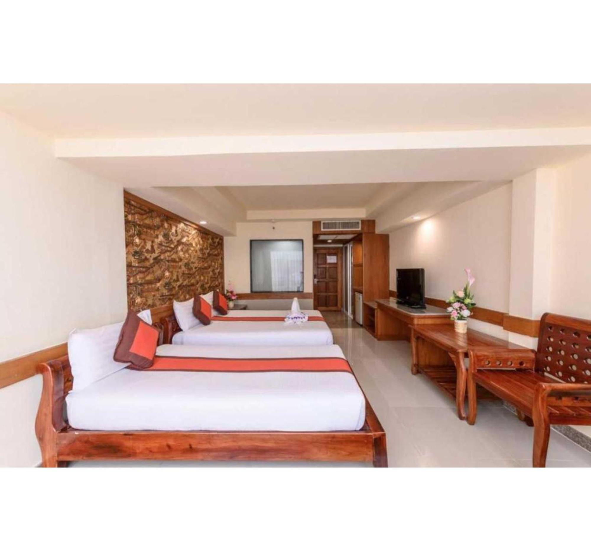 Palette Walking Street 4* Pattaya