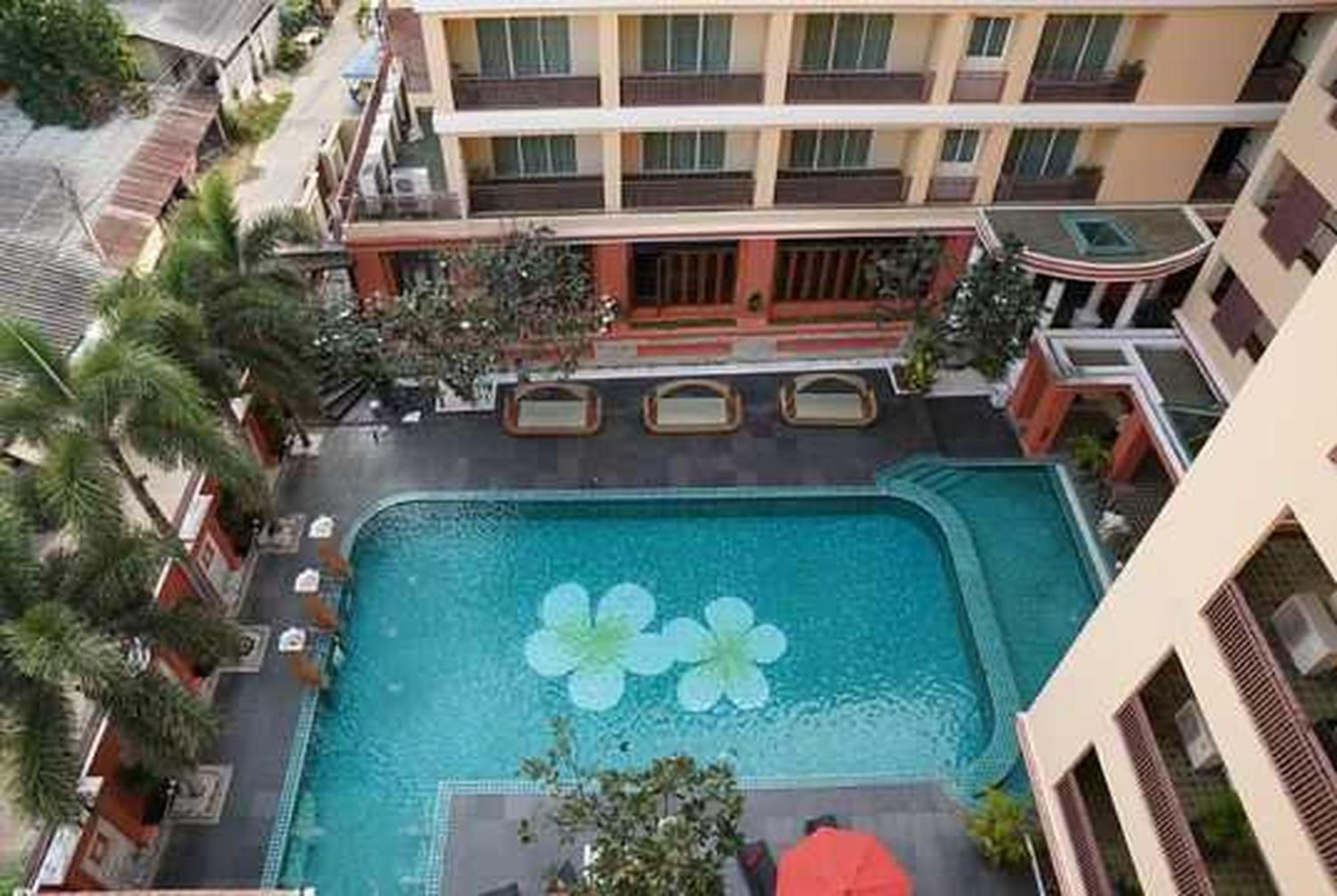 Hotel Palette Luxe North