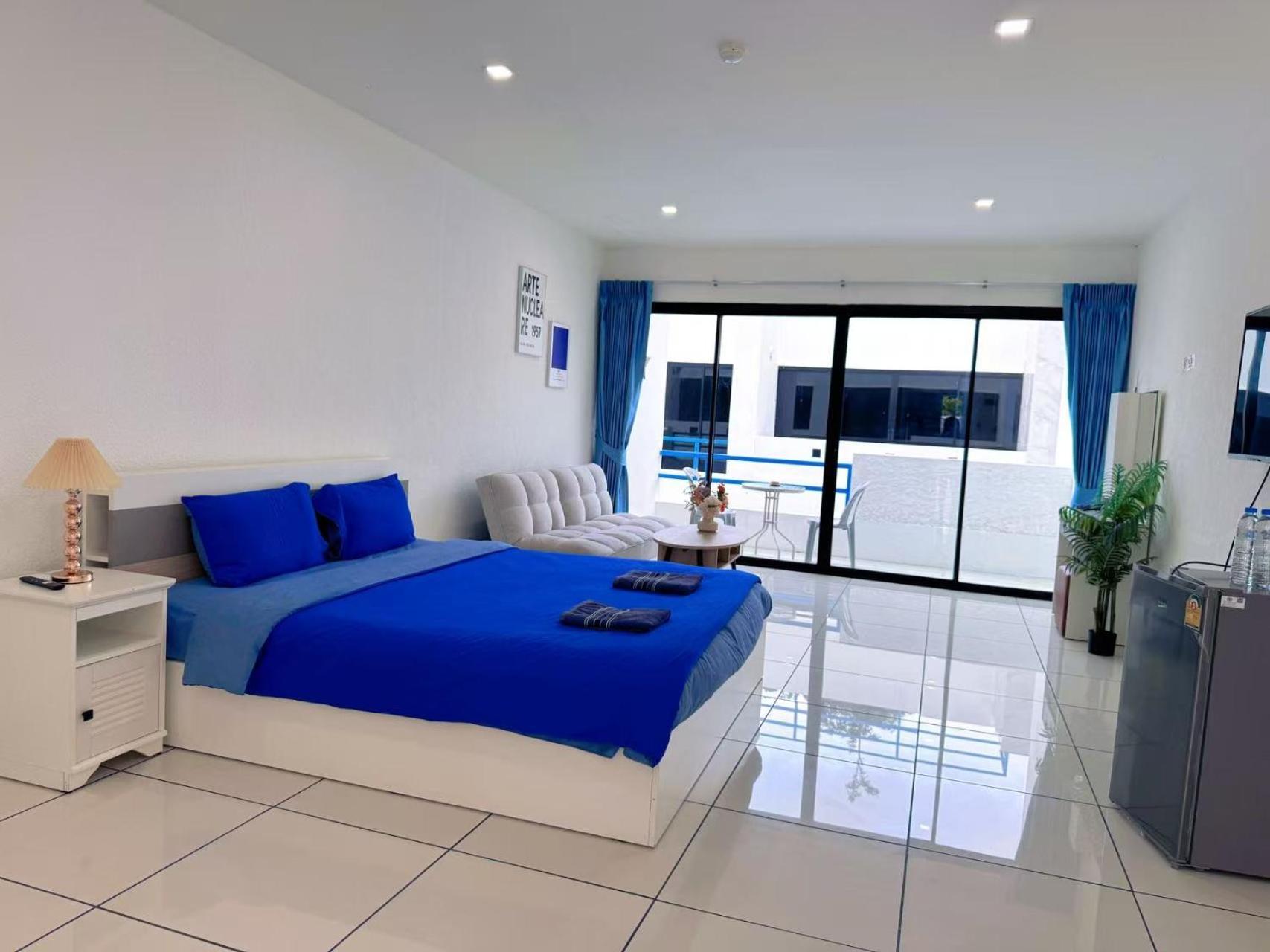 Monalisa Blue Haven Pool โฮมสเตย์ Pattaya