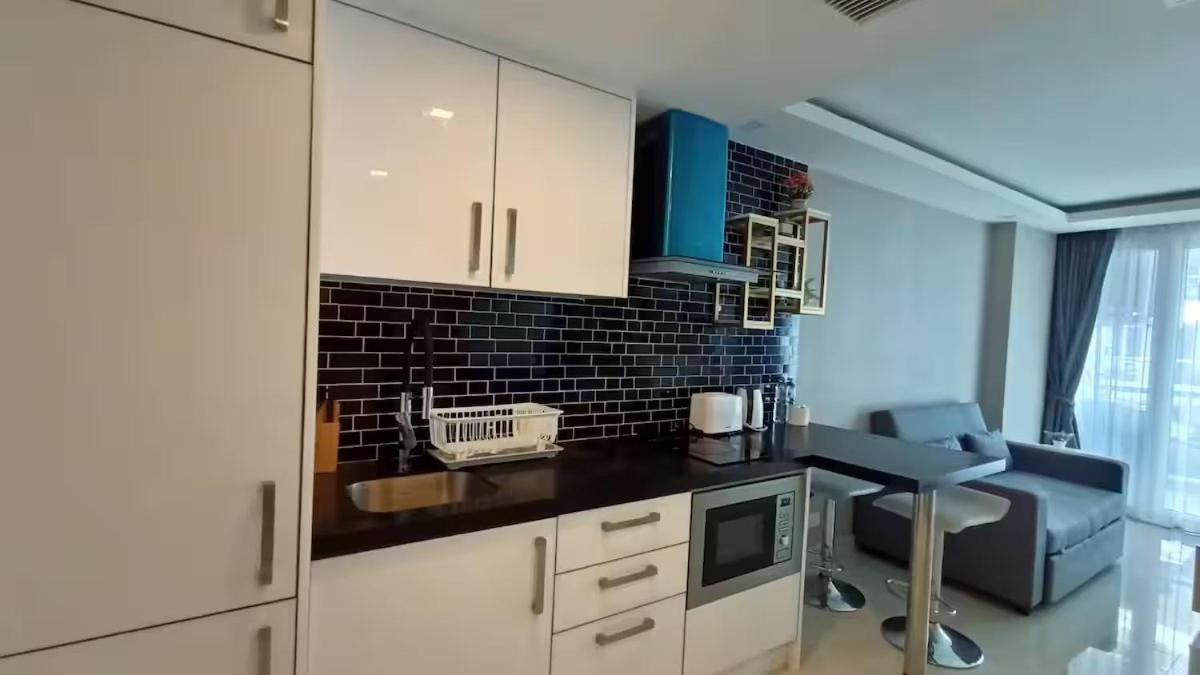 Grand Avenue By Monthstayz Thailand Apartment *