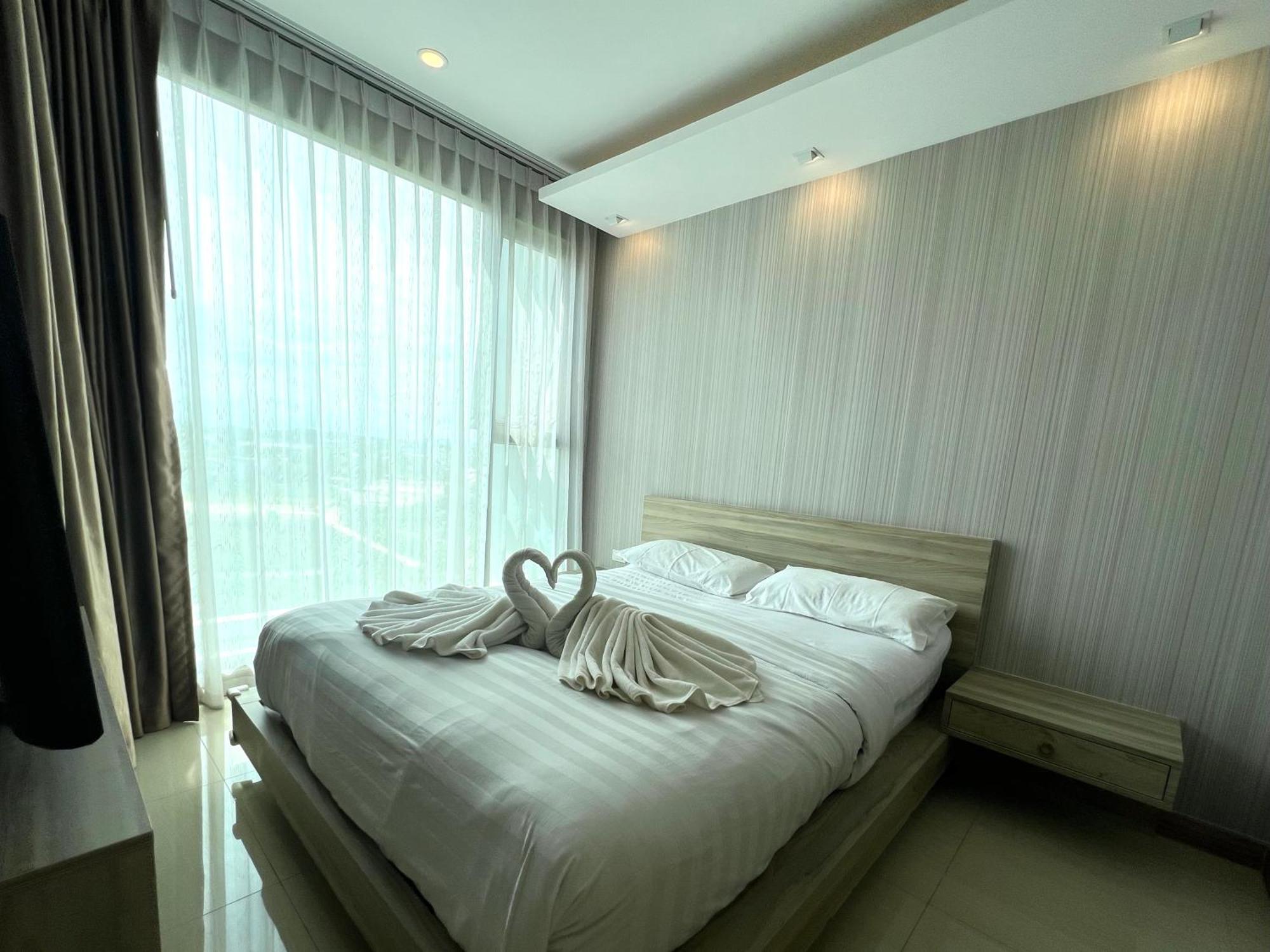 R I V I E R A L Luxury L Guest Friendly L Jomtien Apartment *