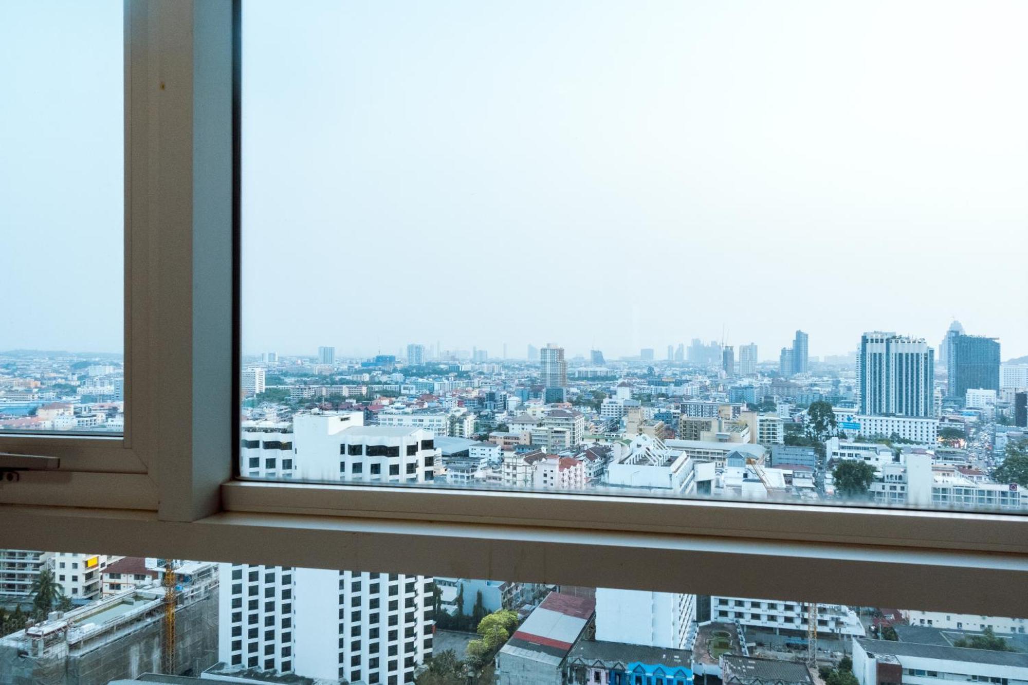 Apartment Sawadee Suites