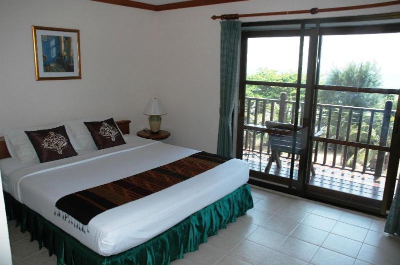 Jomtien Boathouse 3*