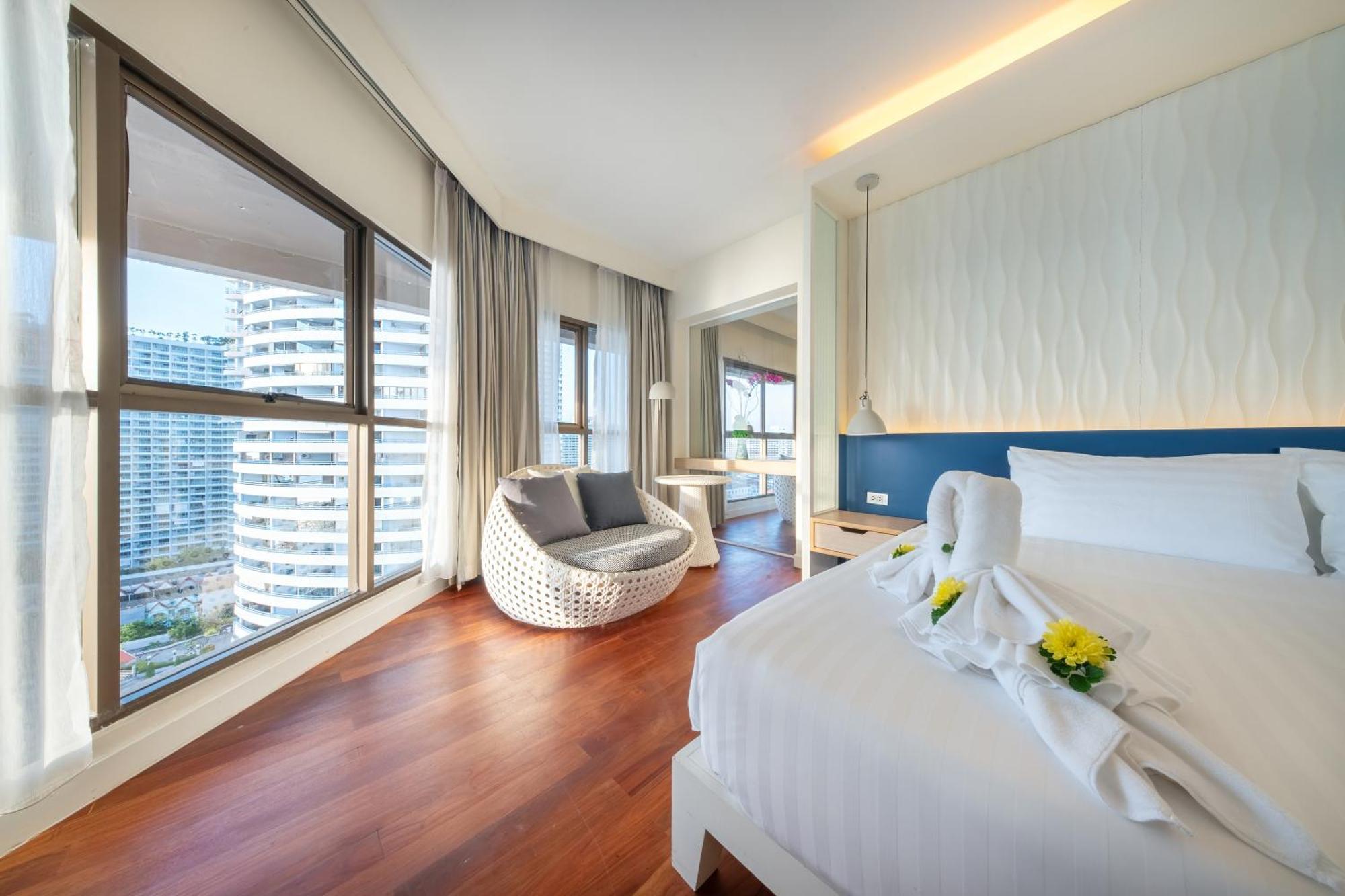 Jomtien Palm And Hotel 4*