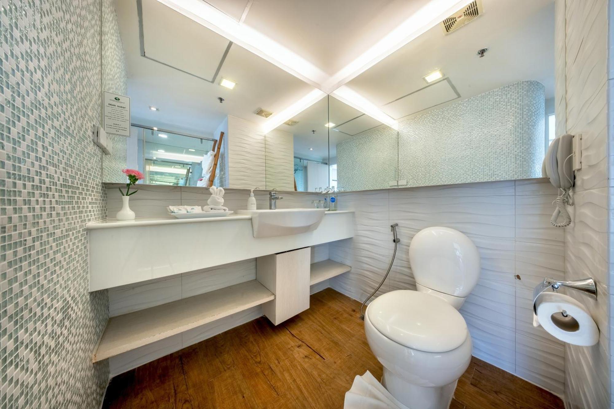 Jomtien Palm And Hotel Pattaya