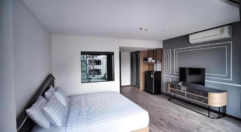 Hotel Sleep With Me 3*